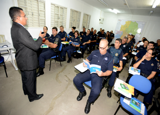 Primeira turma é composta de 35 agentes
