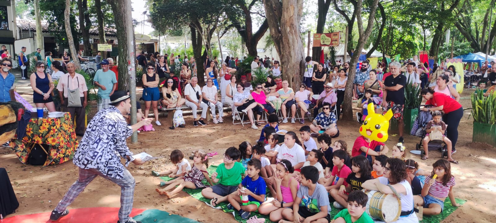 Amarelinha, bambolê e pique-esconde estão entre as brincadeiras incluídas na  "Férias Sem Tela"