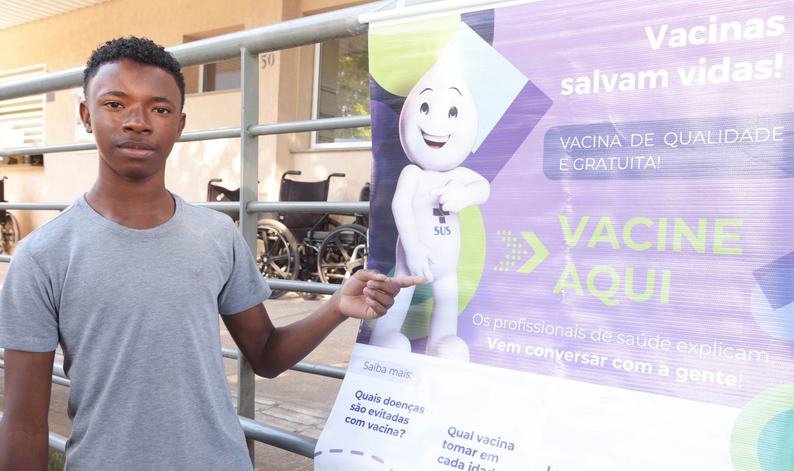 Aos 15 anos, Pedro Henrique dos Santos Pereira aproveitou a campanha para atualizar a carteira de vacinação