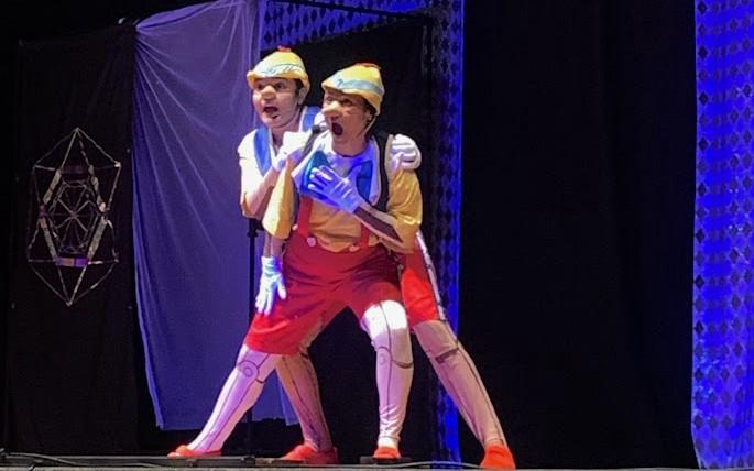 Texto clássico conta a história do boneco que sonhava em ser humano