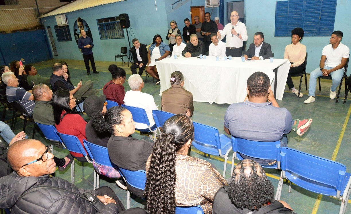 A entrega contou com a presença do prefeito Dário Saadi, que destacou o avanço da regularização fundiária em Campinas durante sua gestão