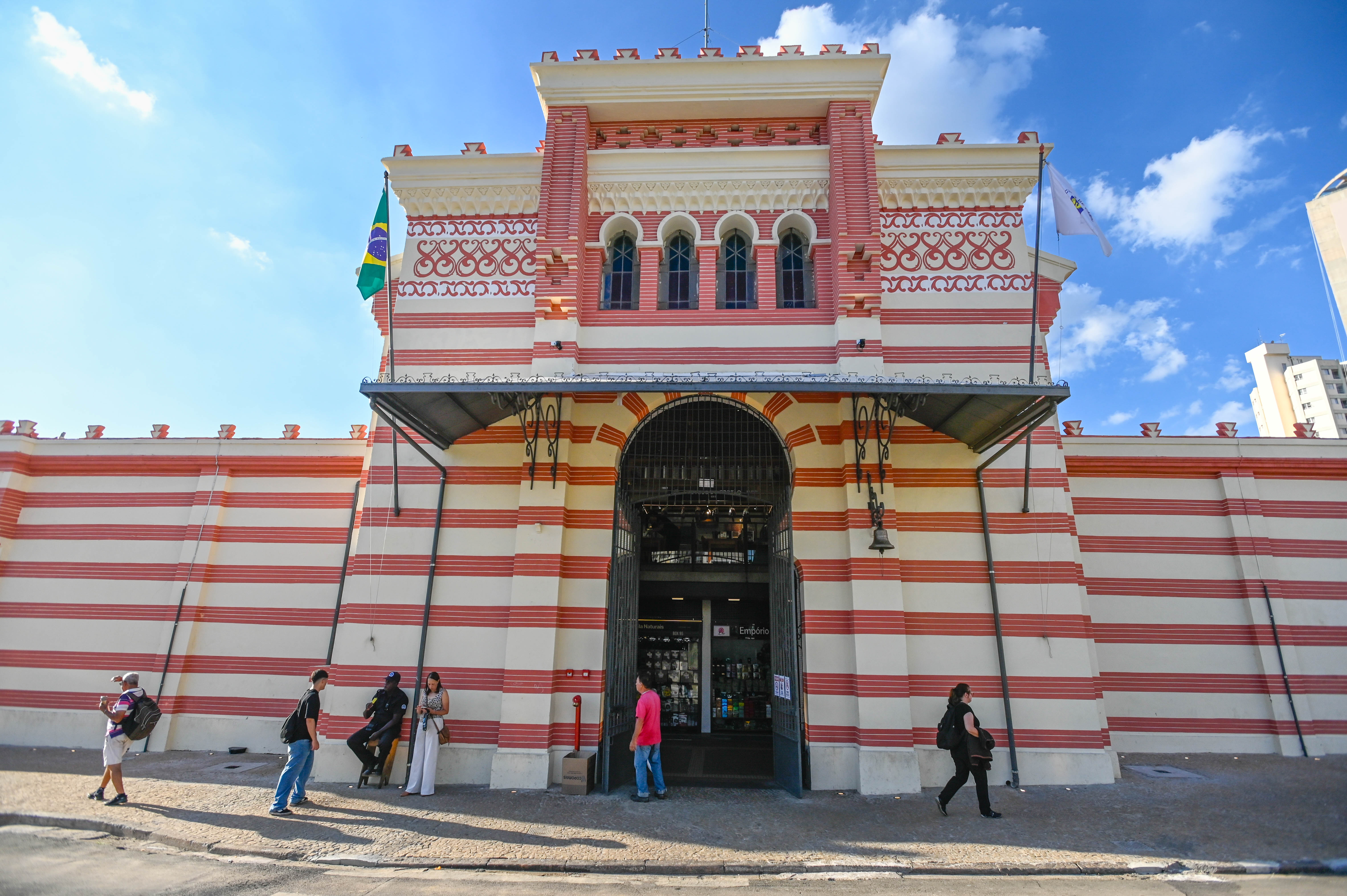 Entrada principal do Mercadão: projeto arquitetônico do renomado Ramos de Azevedo