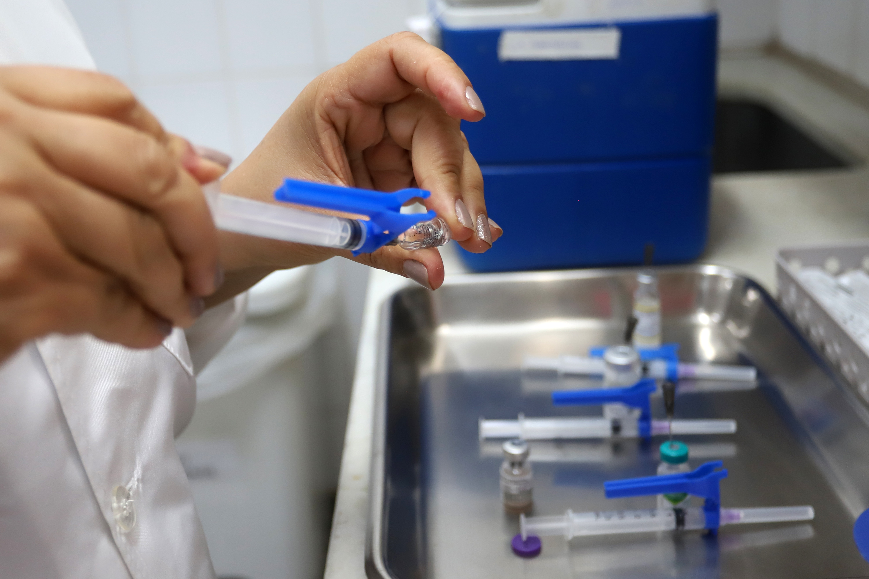  A imunização será realizada das 14h às 16h no Piso L2, com atendimento por ordem de chegada