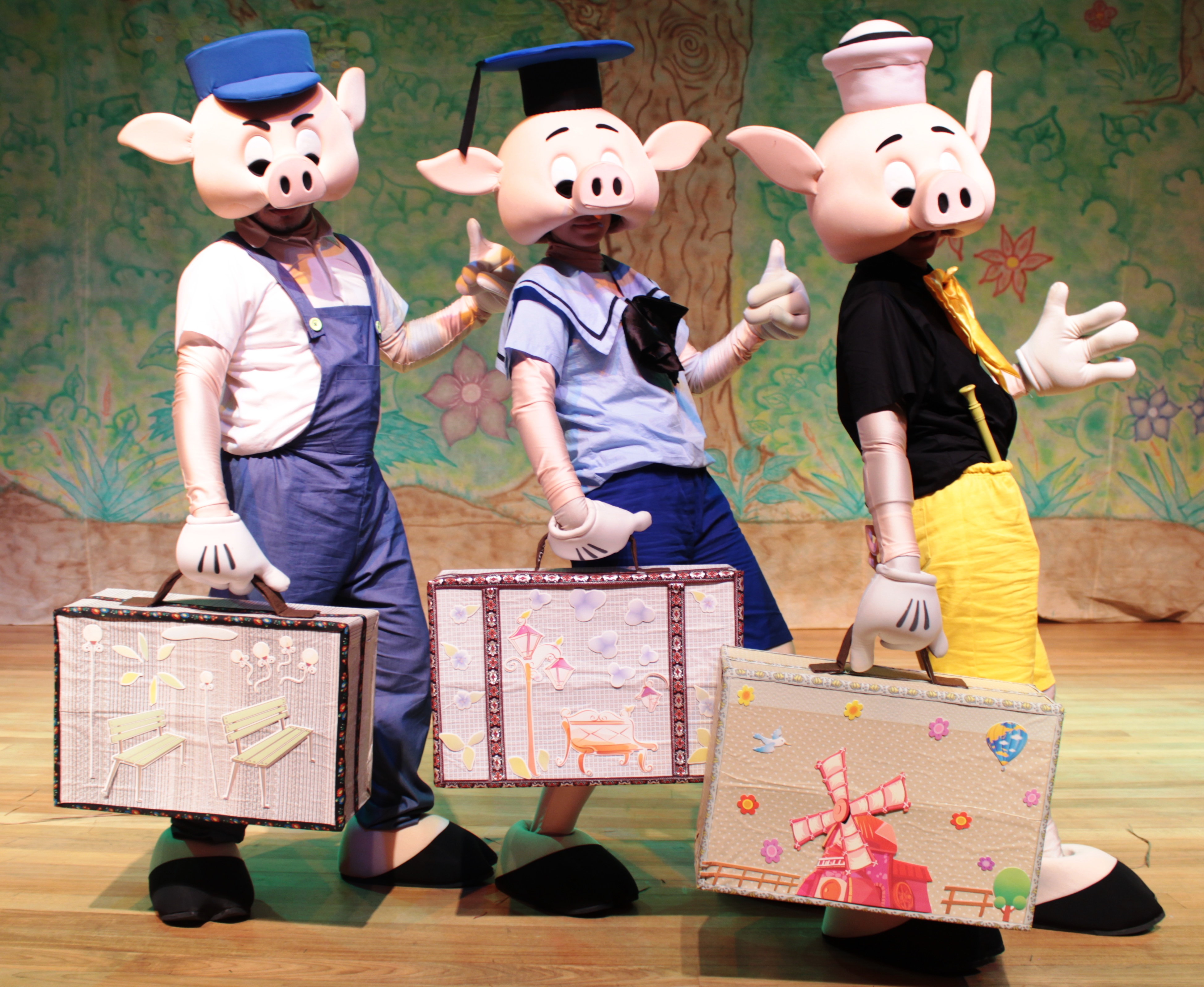 A trama acompanha os irmãos Prático, Cícero e Heitor