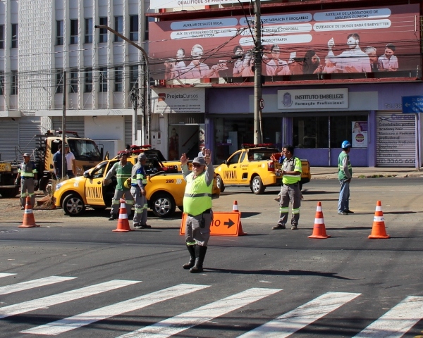 Emdec interdita trecho de Barão Geraldo