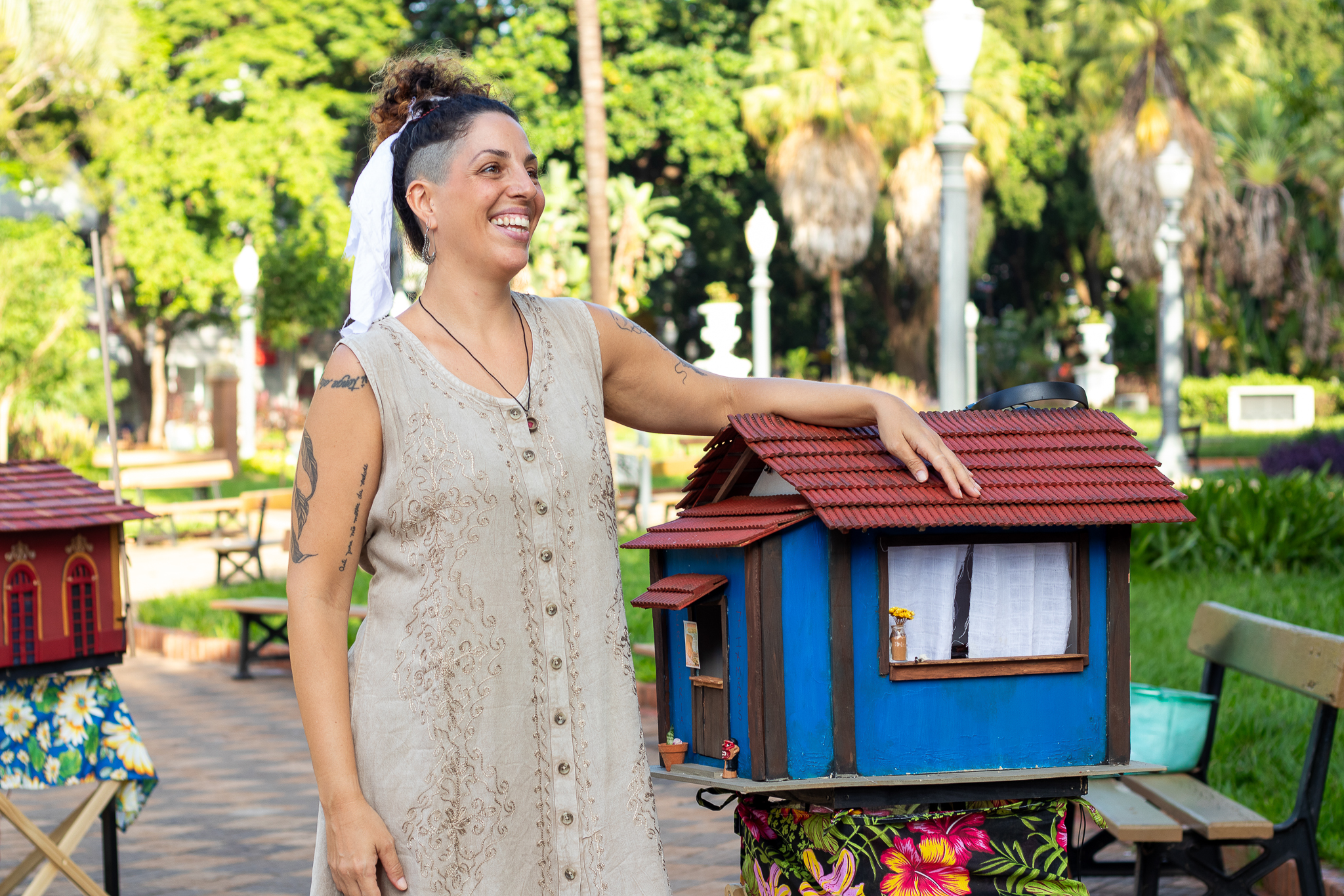 Campinas recebe a “Mostra de Repertório” da Cia A DitaCuja, grupo teatral que traz um espetáculo teatral lambe-lambe e uma oficina artística