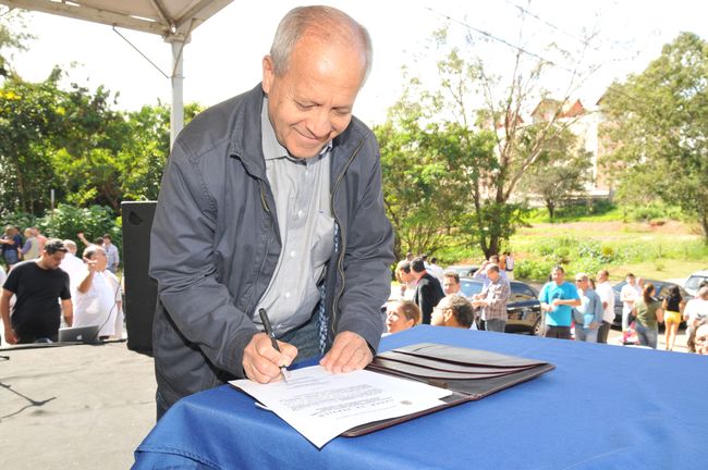 Presidente da Sanasa assina Ordem de Serviço para  início das  obras