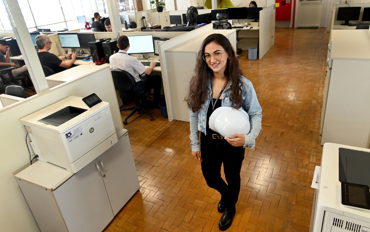 Kariny está no grupo de engenheiros que acompanha a construção dos reservatórios antienchente, entre as obras mais importantes de Campinas