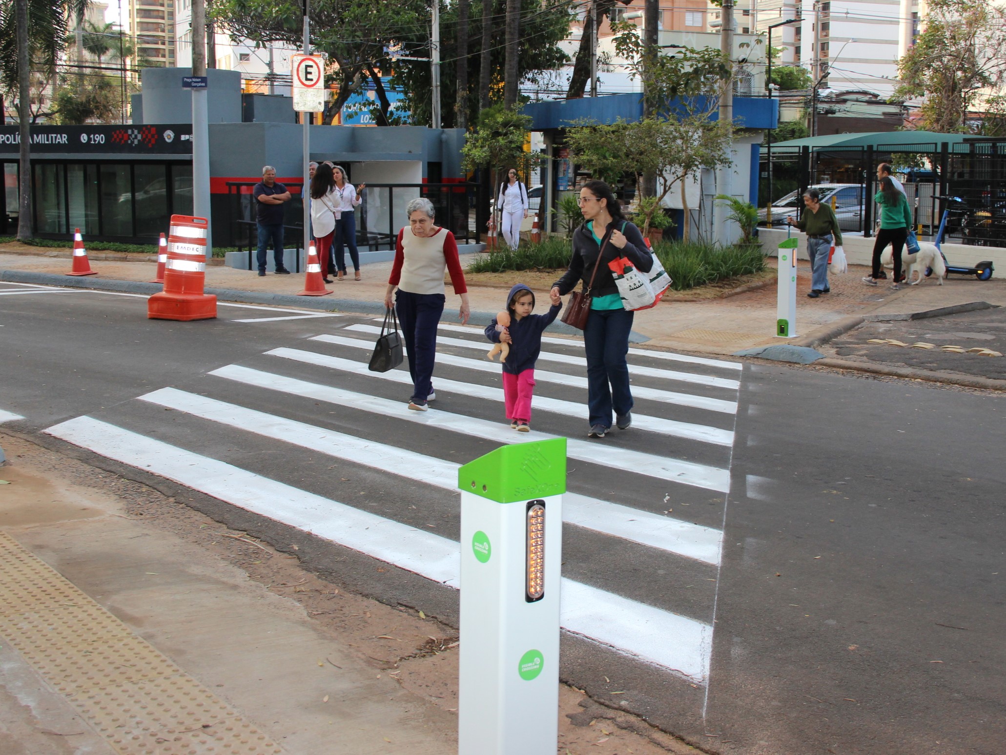 A travessia inteligente amplia a segurança na hora de atravessar a rua