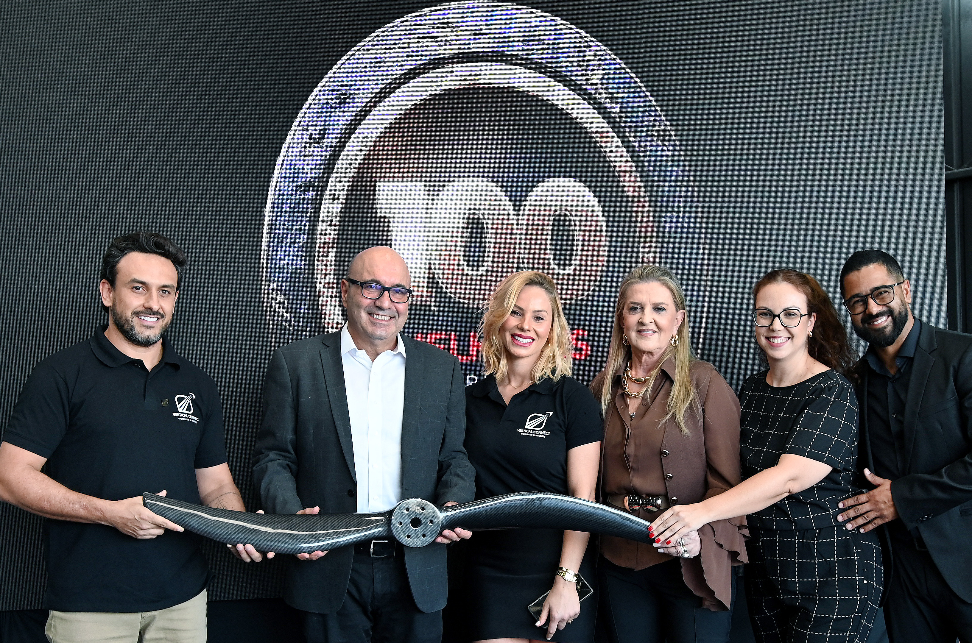 Aeronave dispensa o uso de combustíveis fosseis e não polui o meio ambiente 