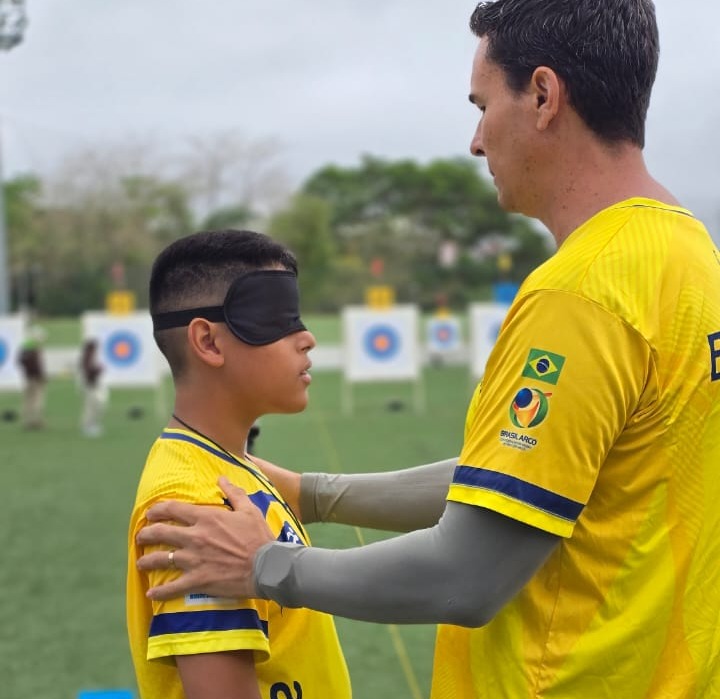 O jovem atleta começou no tiro com arco no final de 2024