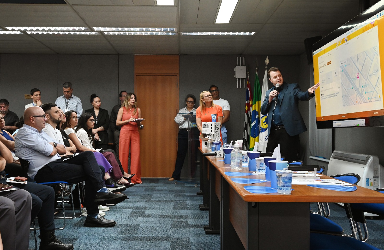 Gustavo D'Estefano, do Deinfo (Departamento de Informatização) apresenta sistema 