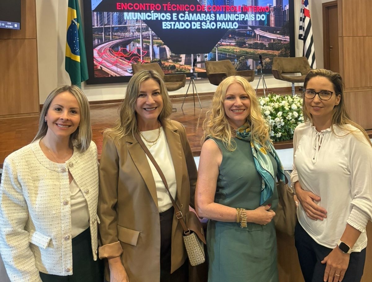 Jaqueline, Idelma, Fernanda e Natália: integração às melhores práticas de gestão pública