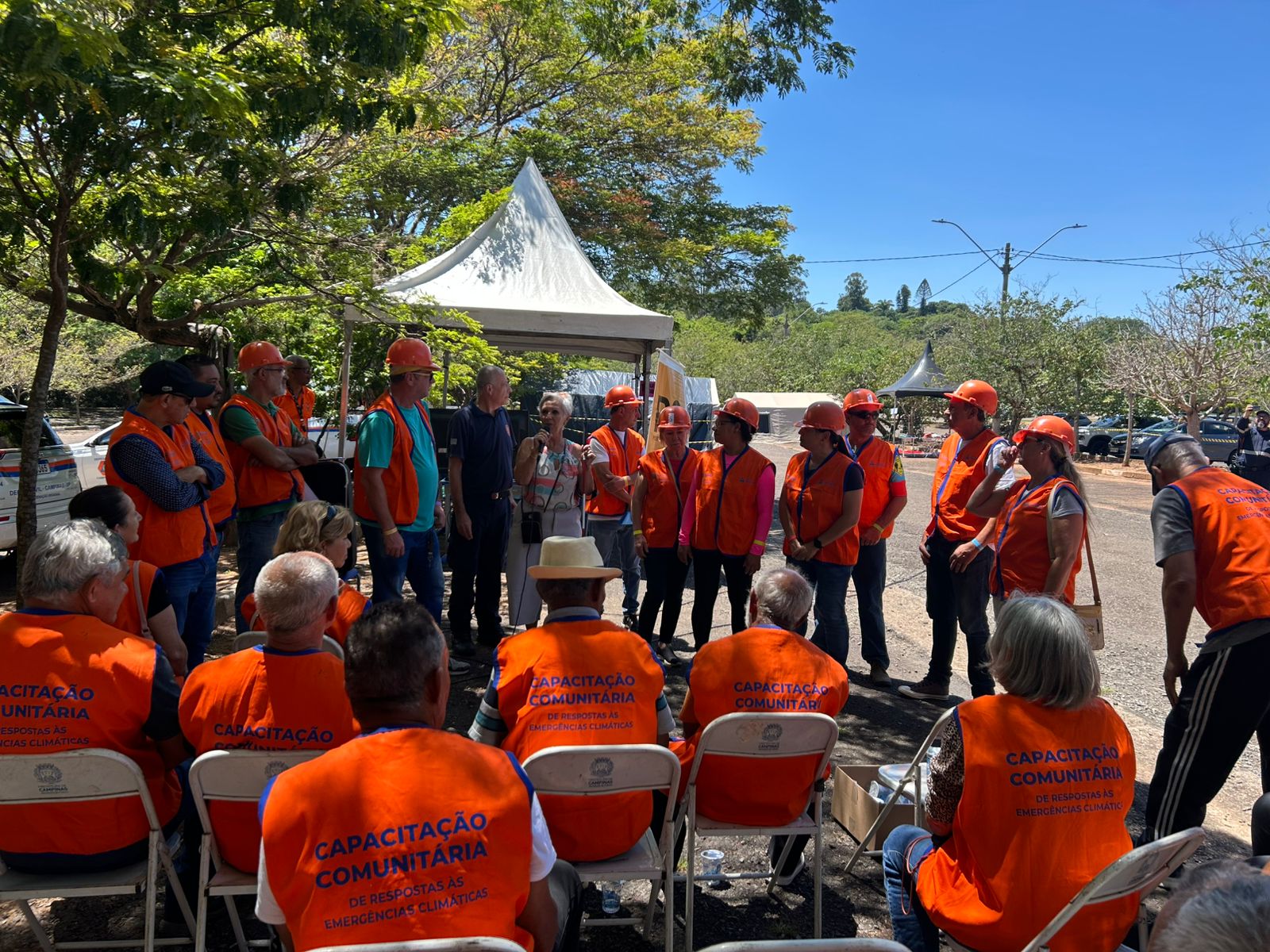 Ao todo, 40 lideranças de bairro participaram de capacitação para emergências climáticas ao longo do ano