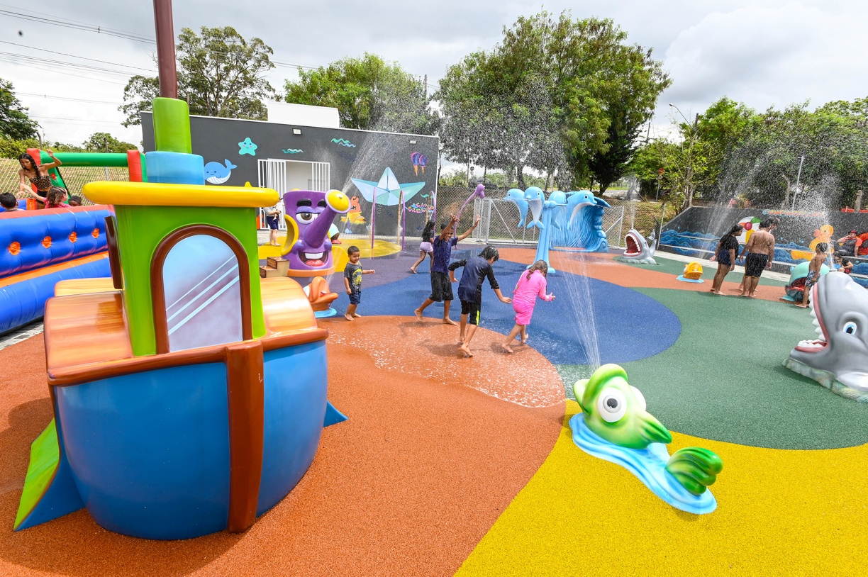 O Parque Molhado fica no Ginásio Municipal Jorge Mendonça