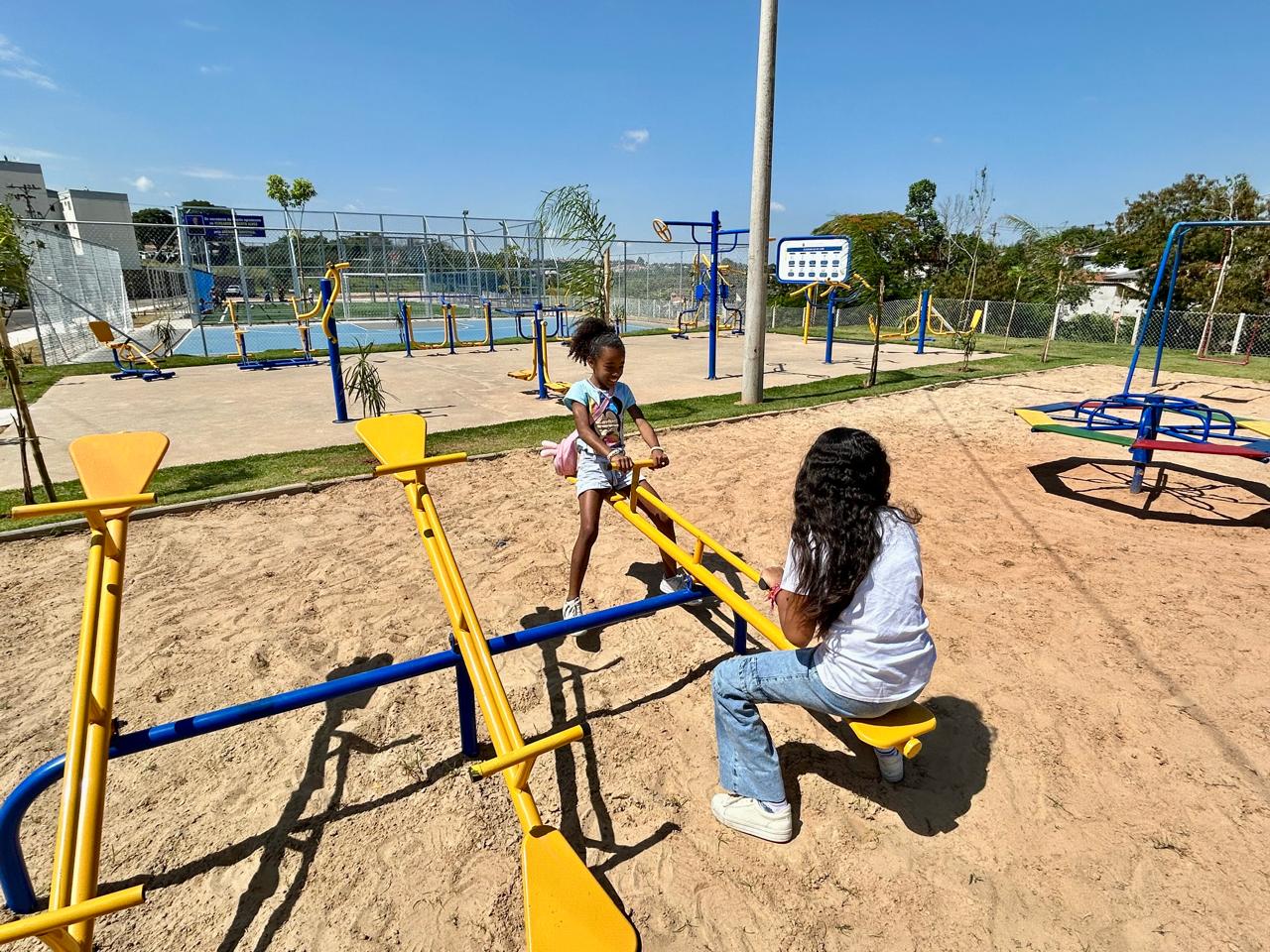Espaço tem parquinho para as crianças