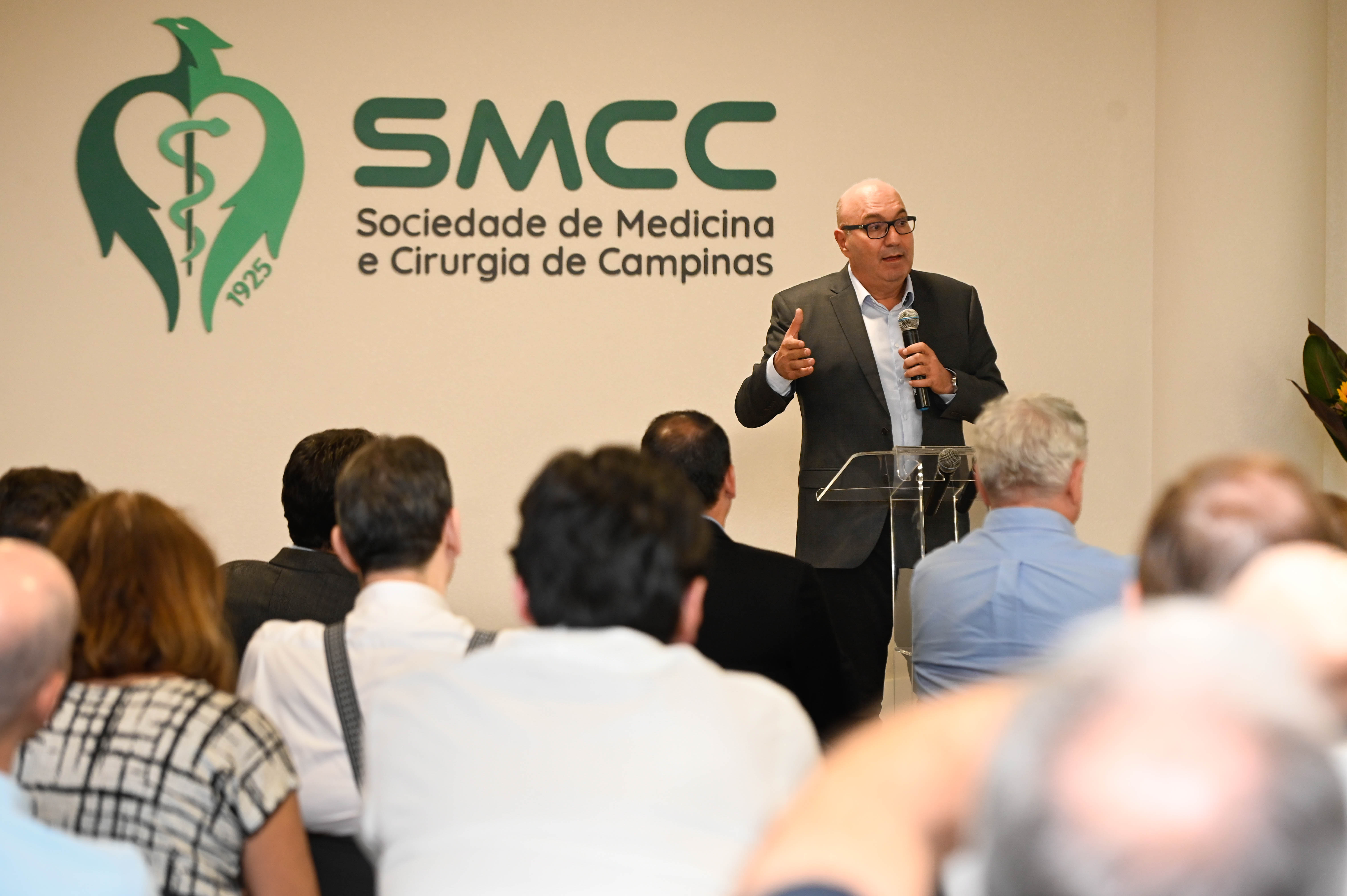 Dário: maior participação da União e do Estado no financiamento da saúde é uma necessidade urgente