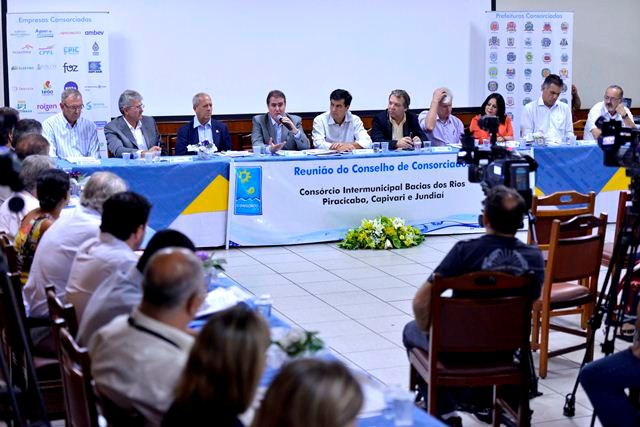 Prefeito se pronuncia