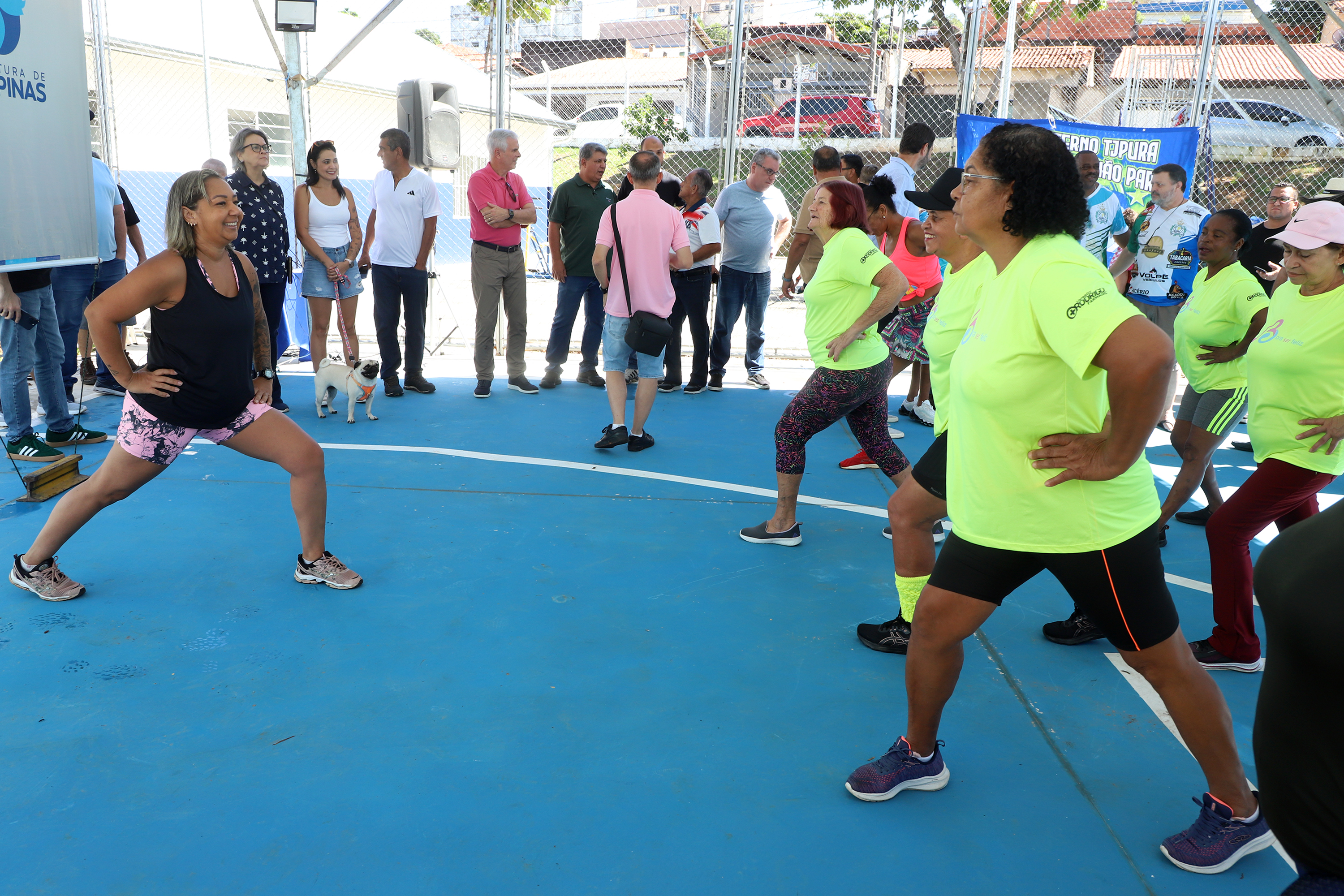 Aula de zumba foi uma das atrações do evento