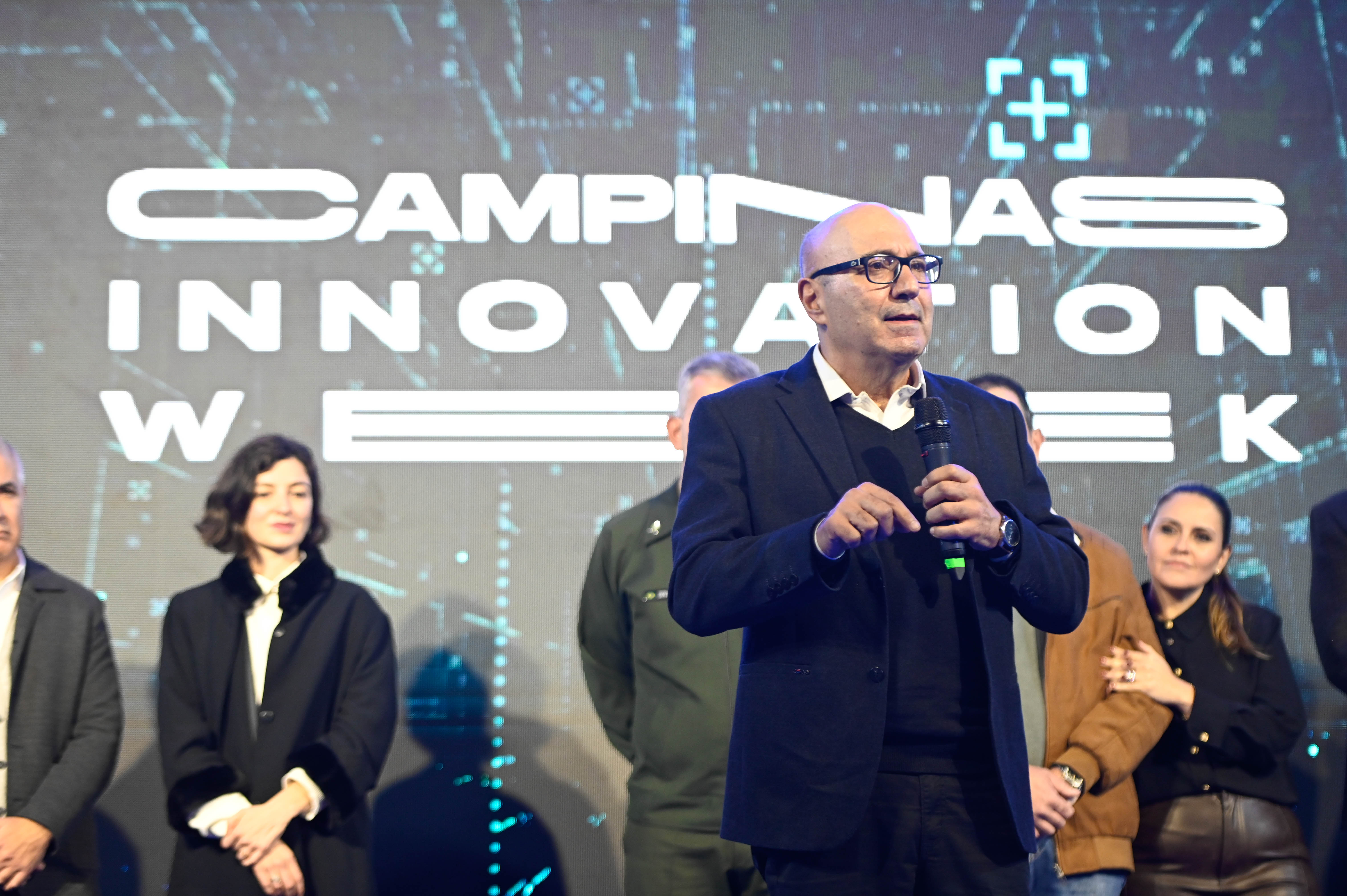 Dário destaca a importância da integração entre poder público, setor produtivo, universidades e instituições de ciência e tecnologia para o desenvolvimento do município
