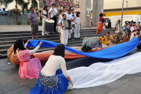 Praça do Convívio virou palco