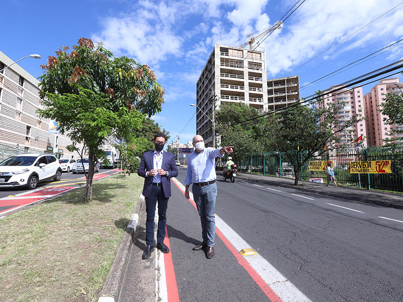 Ciclofaixa foi implantada ao longo da Avenida Império do Sol Nascente