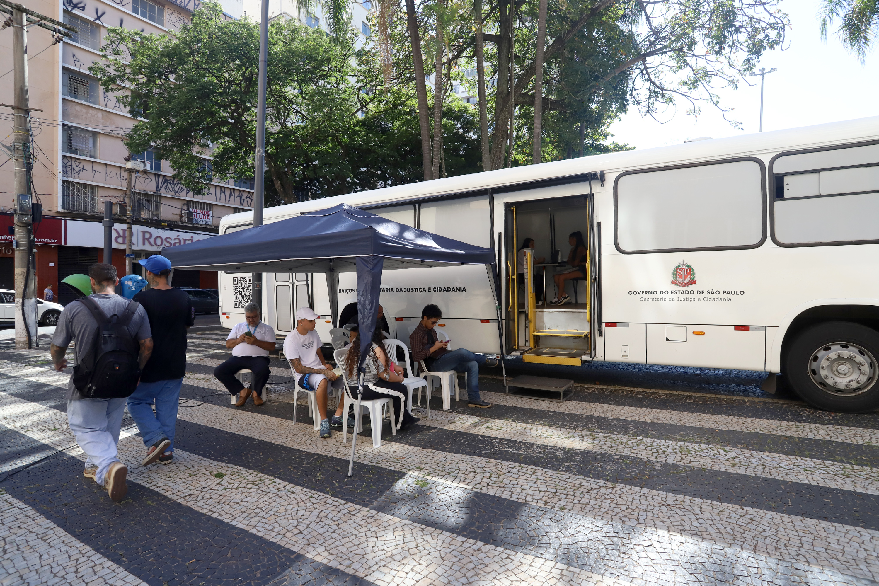 O atendimento é gratuito e aberto a toda a população; nos dias 16 e 17 de abril, o funcionamento será das 9h às 17h, já no sábado, dia 18, o atendimento se encerrará às 15h