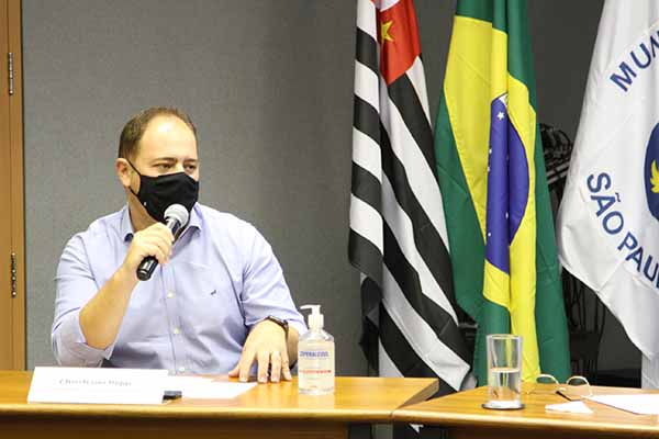 Não é restrição ao direito de ir e vir. O nosso objetivo é orientar e conscientizar a população, explicou o secretário Christiano Biggi