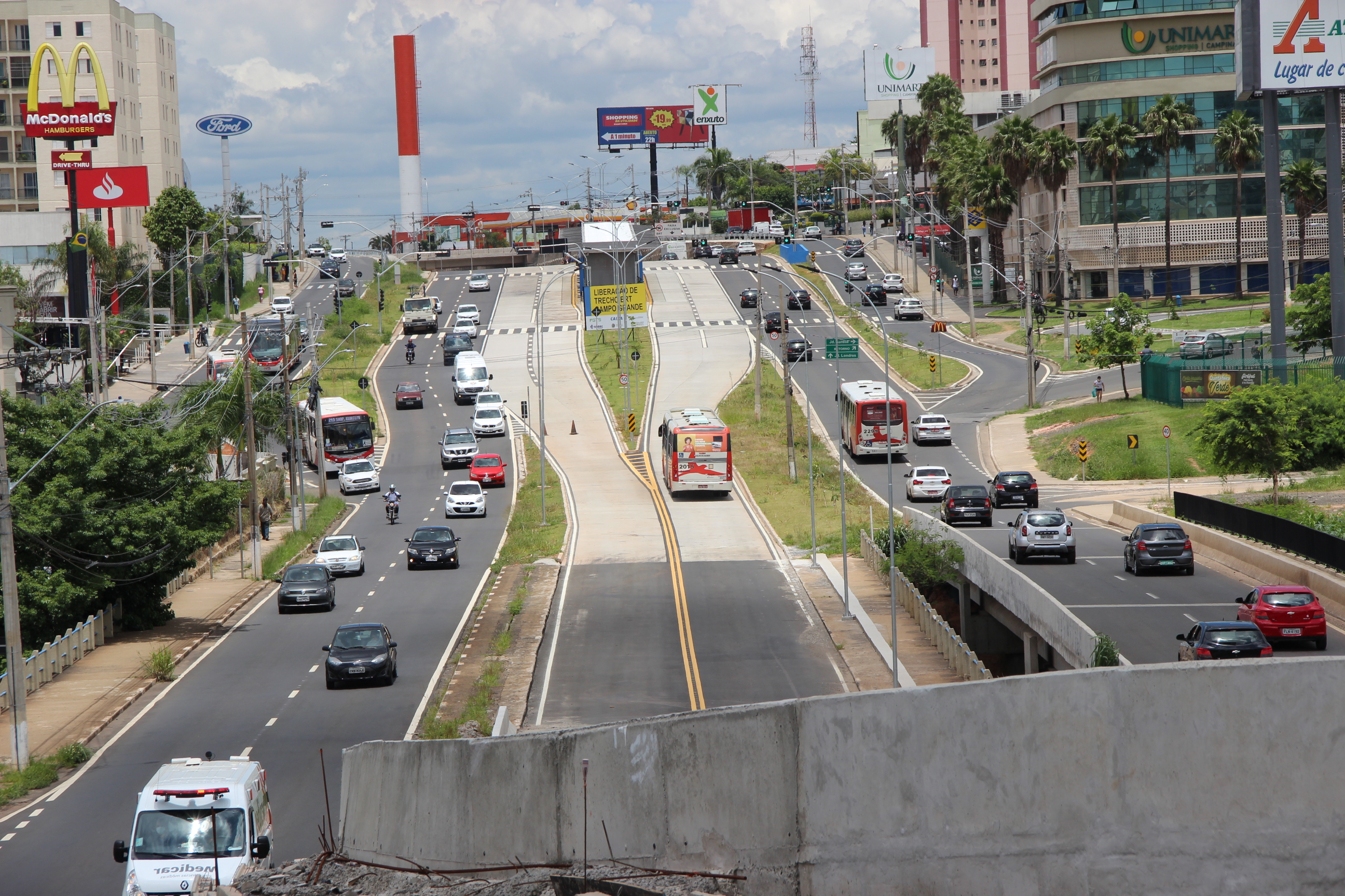 Mudanças nos limites de velocidade ocorreram a partir da inauguração das obras de implantação do Corredor BRT