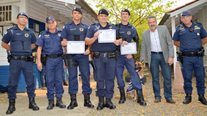 Trabalho dos guardas e dos cães farejadores obtiveram destaque e distinção