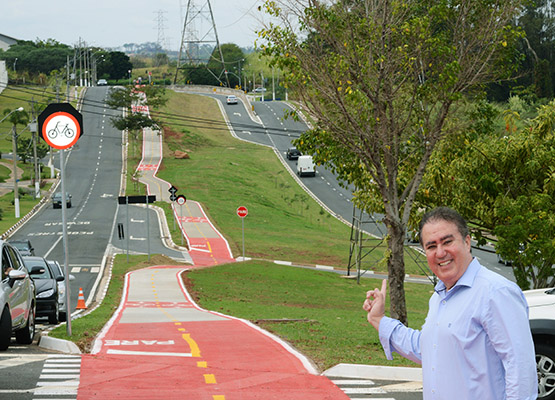 Jonas apresenta a nova ciclovia