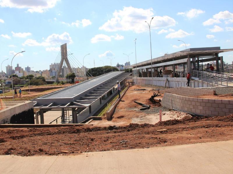 Projeto inclui construção de 18 obras de arte (pontes e viadutos)...