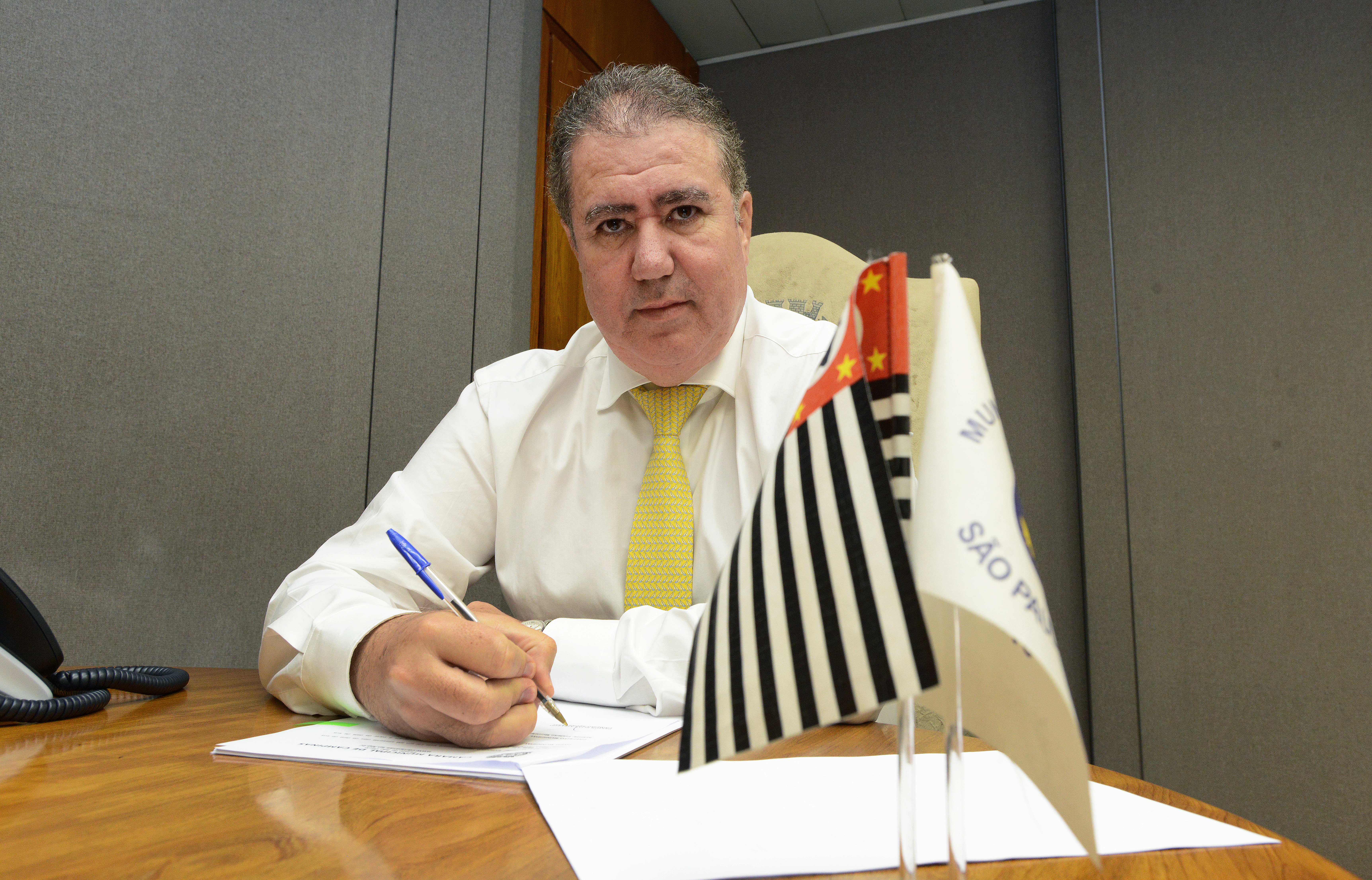 Prefeito Jonas Donizette sanciona lei do Uber, Cabify e 99 Pop