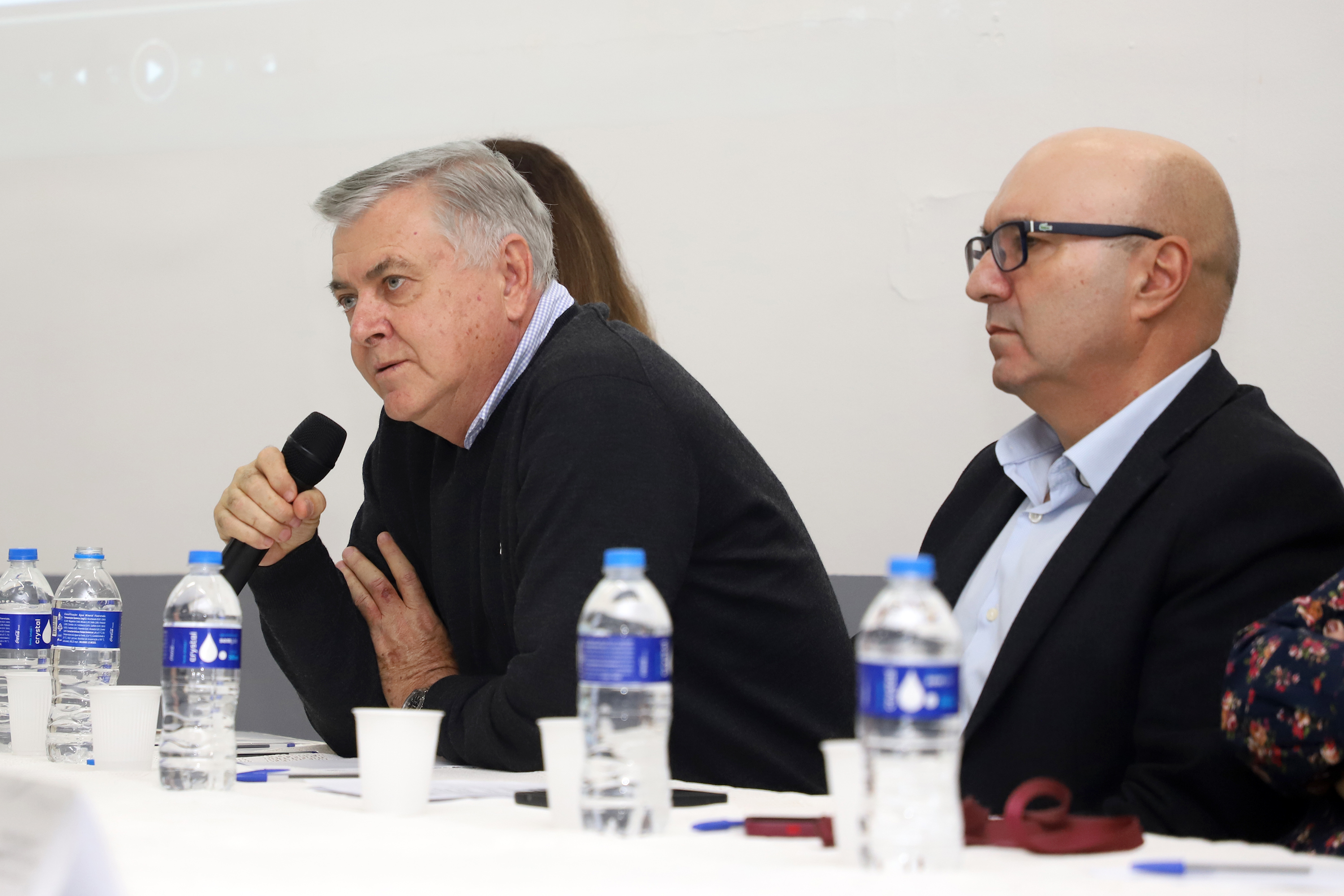 Secretário de Saúde, Lair Zambon, destacou que a oficina é uma oportunidade para aproximar os médicos do programa das prioridades da gestão municipal 