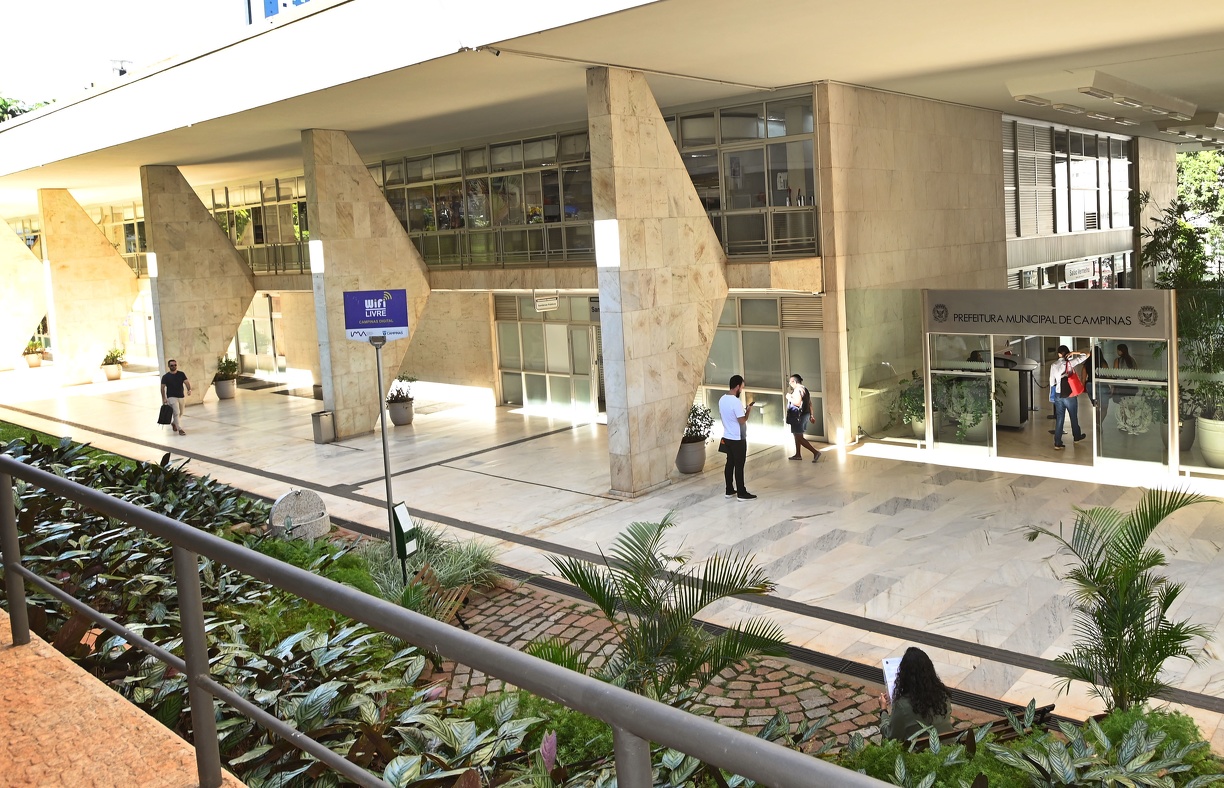 Expediente nas repartições públicas será encerrado na sexta-feira (25) e retorna na terça (29)