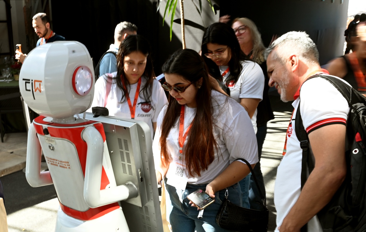 Espaço para fazer negócios e interagir com a inovação