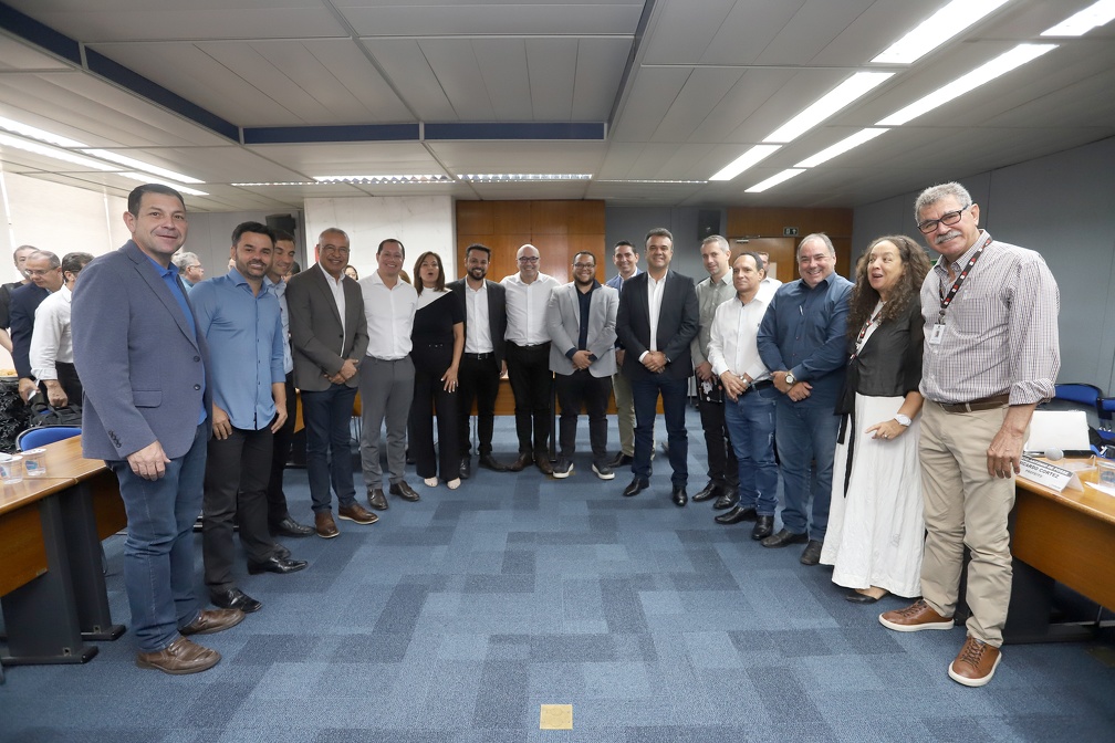 Foi a primeira reunião do prefeito Dário como presidente do Conselho 
