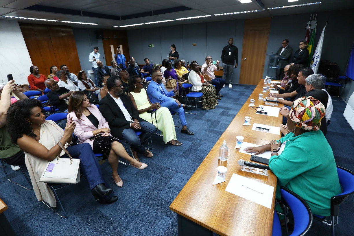 Novos integrantes assumem com a missão de consolidar políticas afirmativas