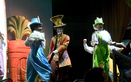 Show conta a história da Coelholândia e dos preparativos para a Páscoa nessa terra encantada