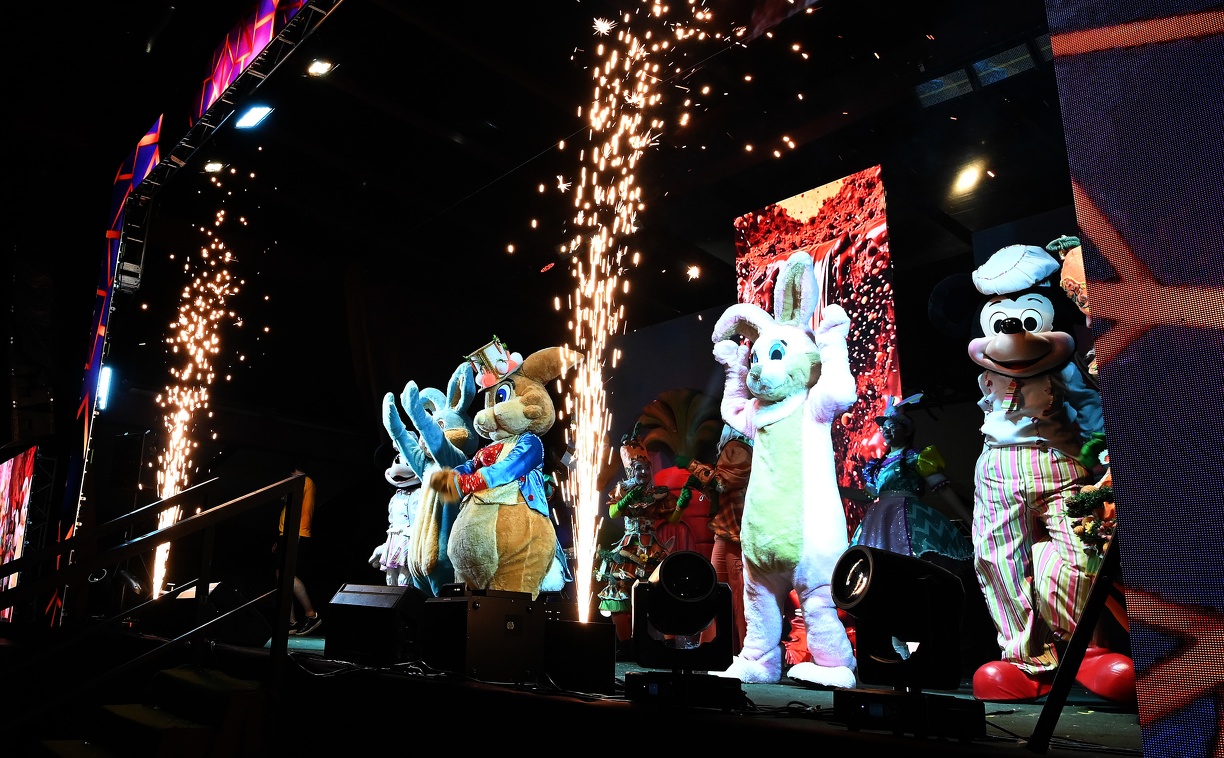 A última apresentação do Show Encantado da Páscoa 2026 acontece neste domingo, 5 de abril, às 19h