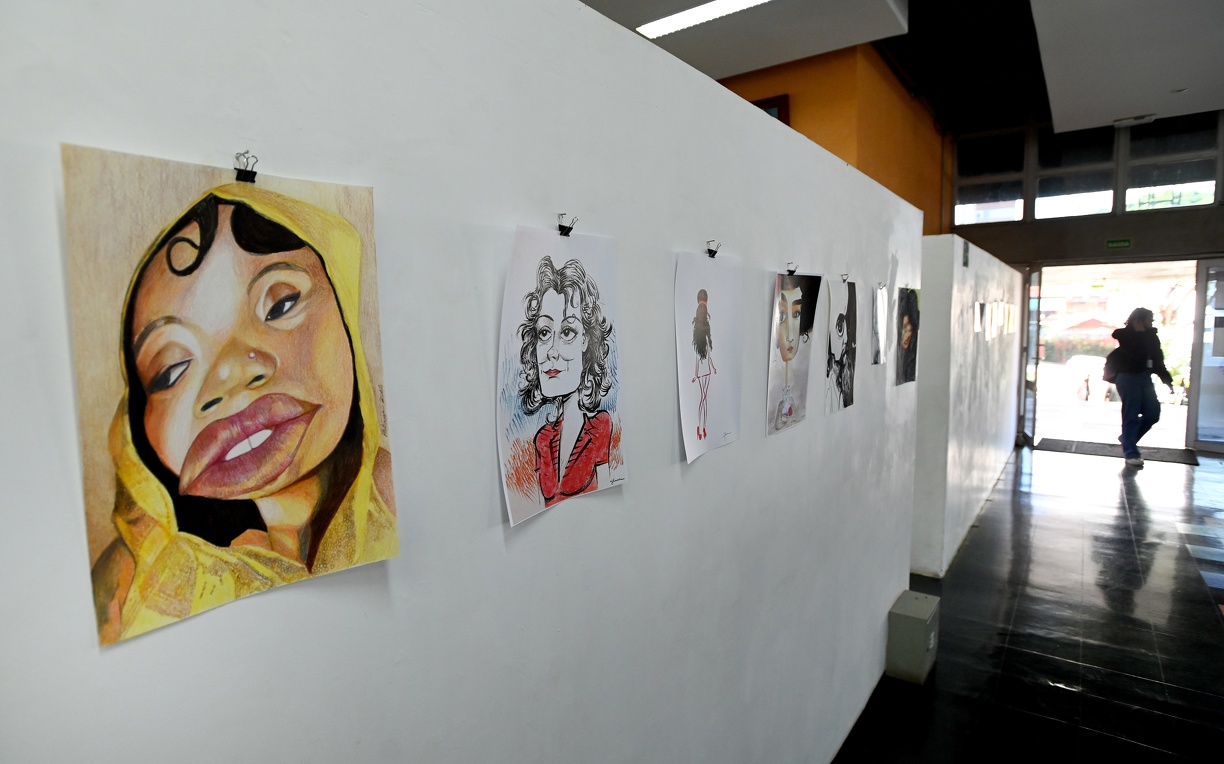 As obras retratam personagens conhecidos do público
