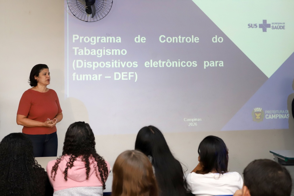 A ação faz parte de uma iniciativa que percorre sete escolas estaduais e municipais de Campinas 