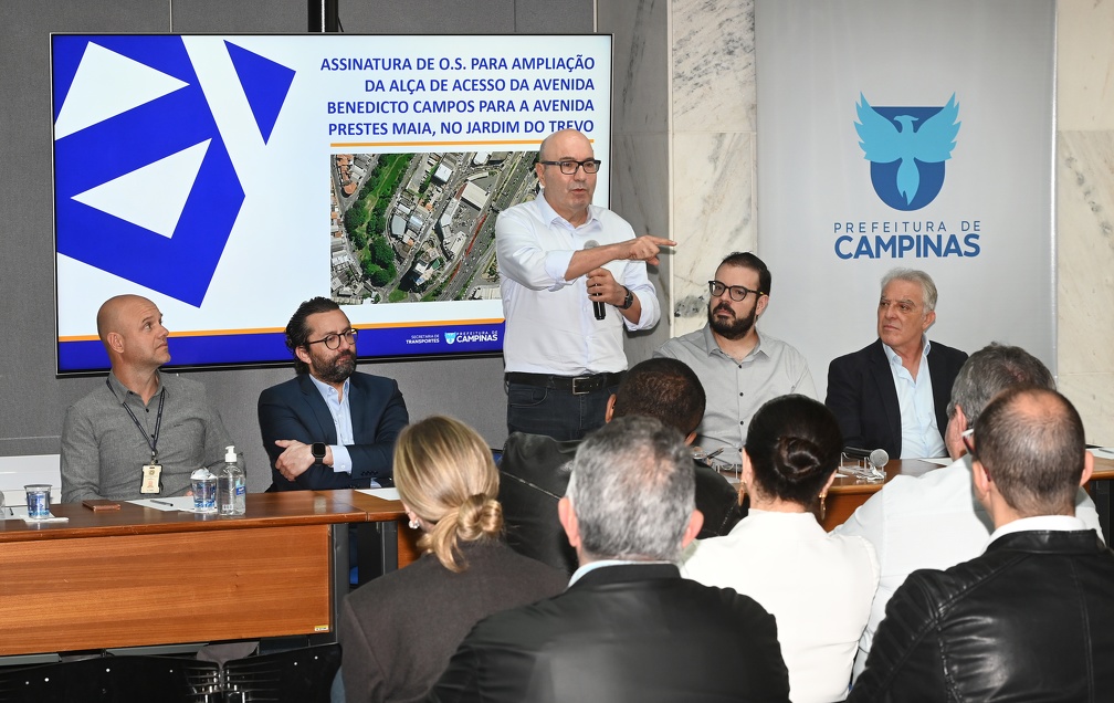 O prefeito Dário Saadi lembrou da importância estratégica da via no trânsito da cidade