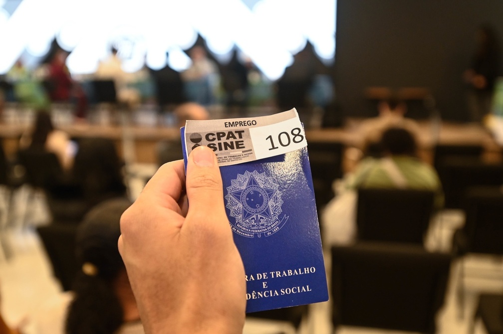 Trabalhador pode fazer inscrição pelos aplicativos da Carteira de Trabalho, Emprega Brasil ou direto no CPAT 