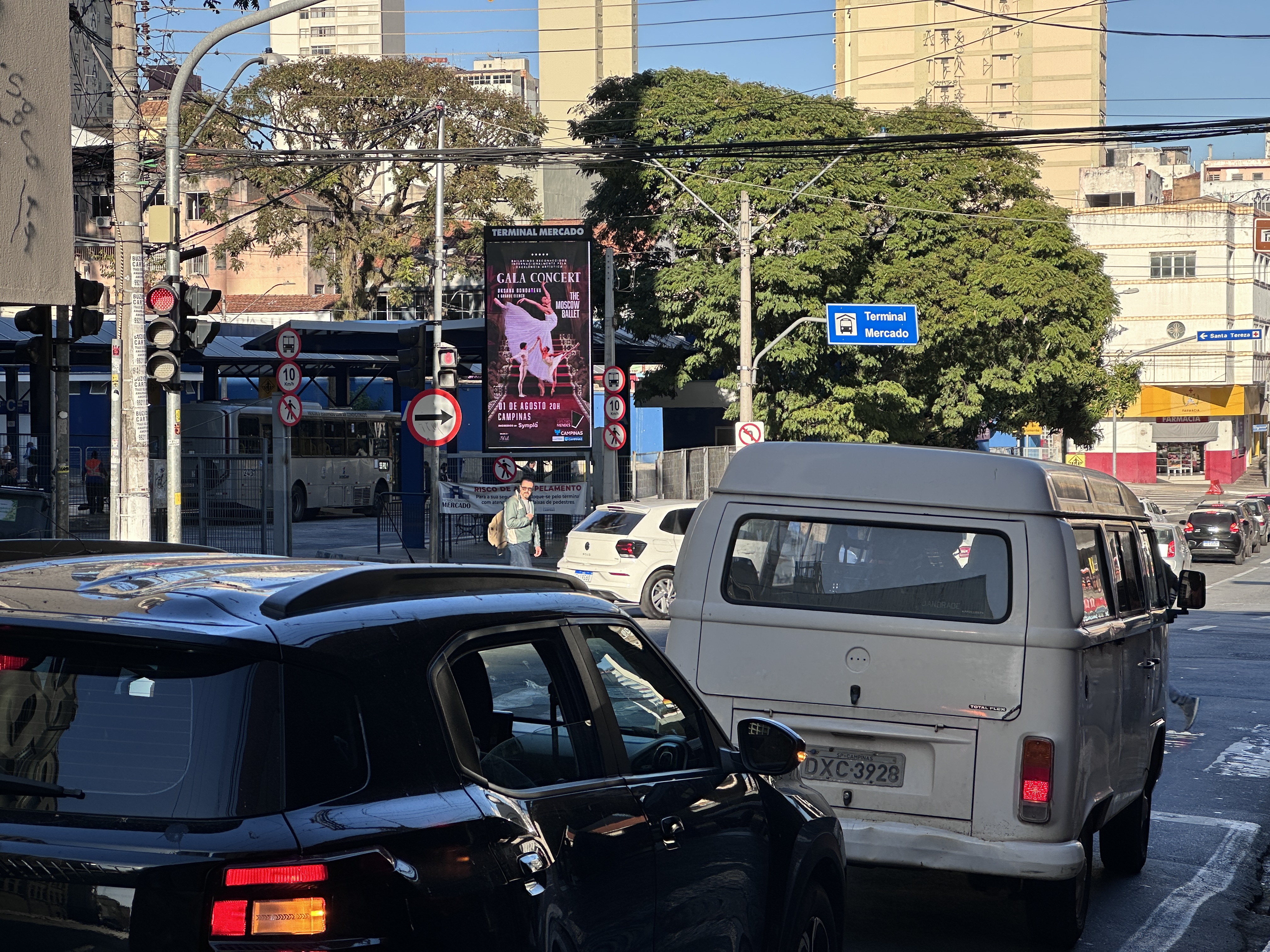 Equipamentos apresentam informações sobre espetáculos, exposições, festivais, oficinas, feiras e outras atrações gratuitas