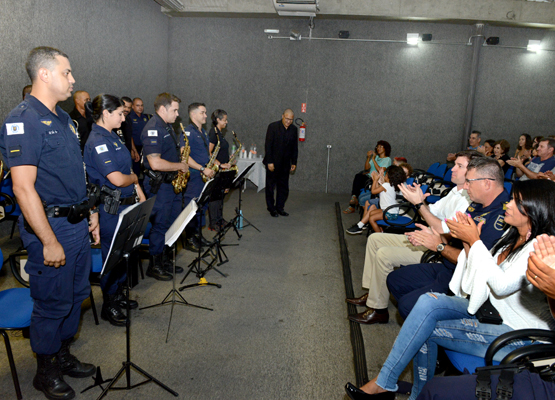 Quinze guardas municipais fazem parte da banda