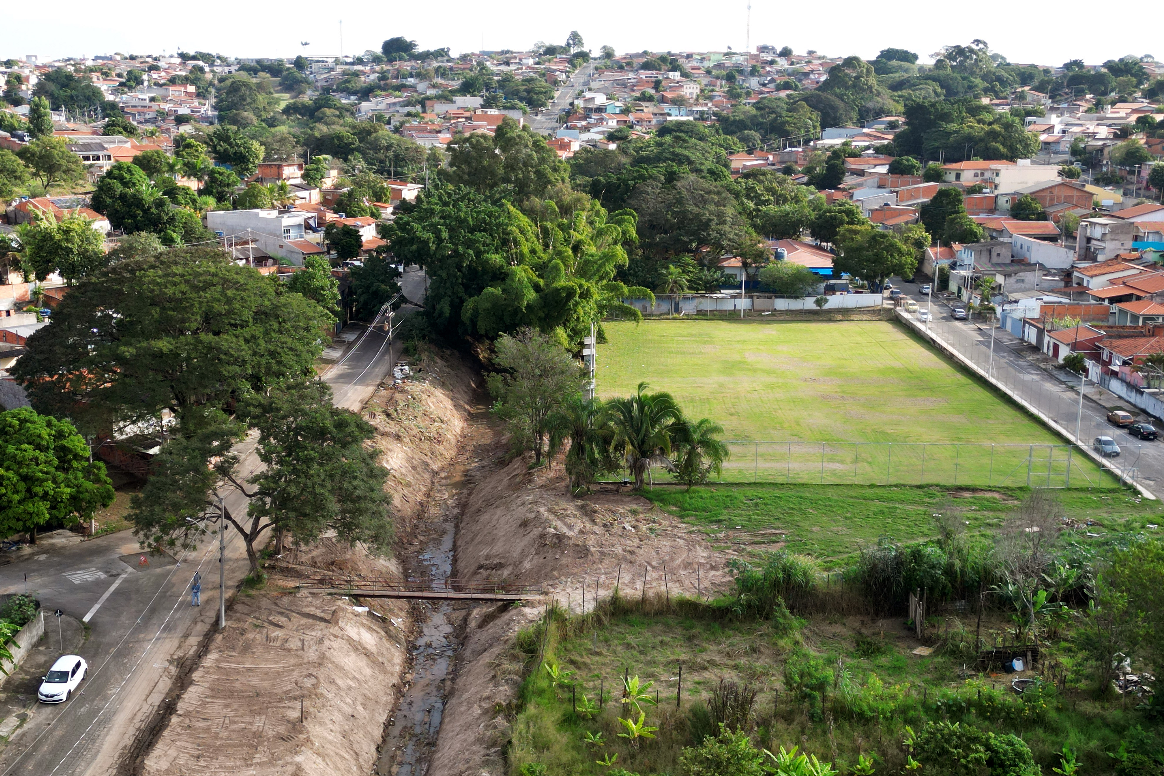 Campinas tem 45 córregos que cortam a cidade e recebem manutenção e limpeza regularmente