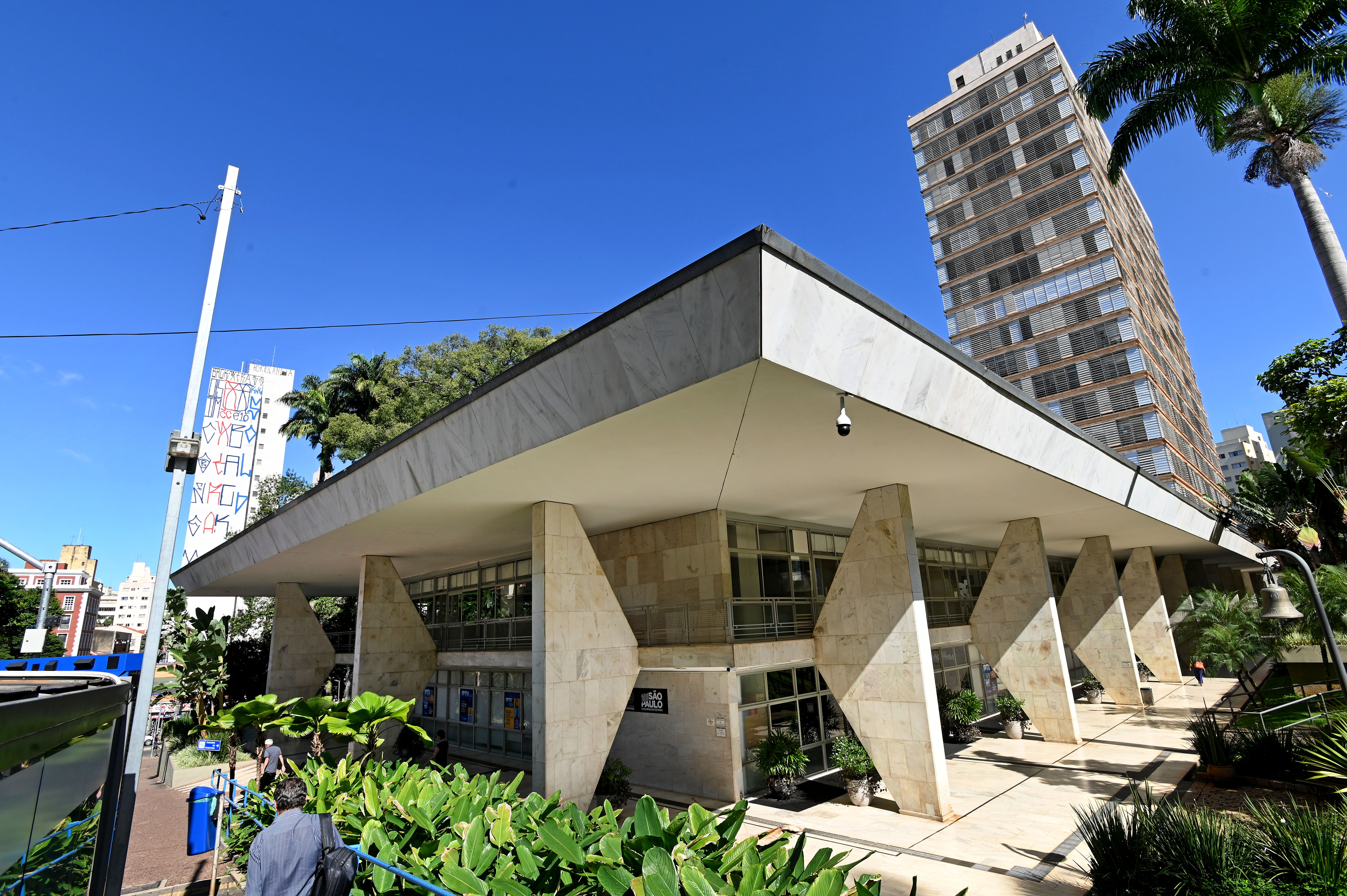 PPA define as diretrizes, os objetivos e as metas da administração pública para um período de quatro anos