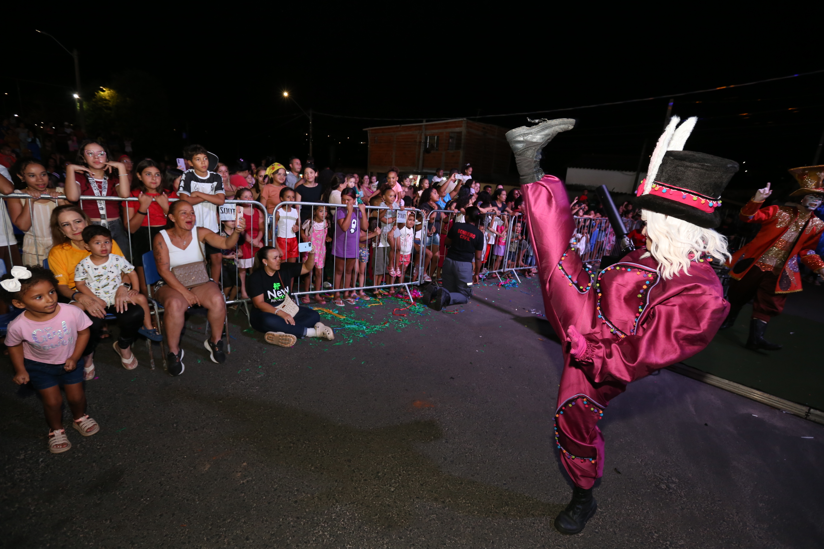 Nas apresentações do Show Encantado da Páscoa 2026 há uma ampla equipe multidisciplinar responsável por transformar o espetáculo em realidade