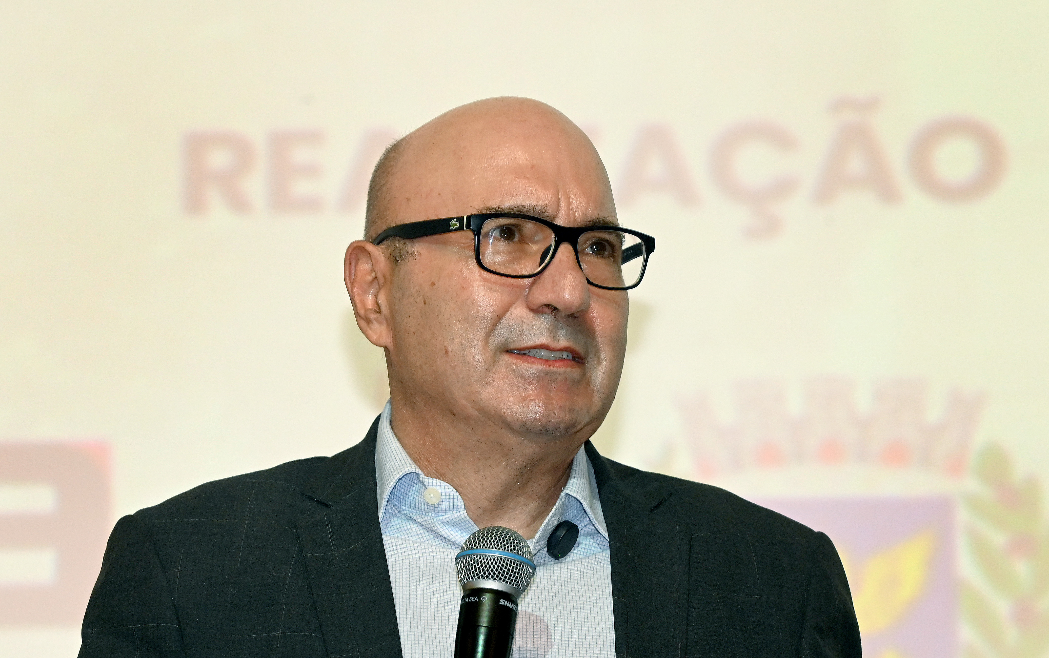 Prefeito Dário Saadi ressaltou a importância de aproximar experiências dos setores público e privado para enfrentar desafios e buscar novas formas de aprimorar a gestão de pessoas